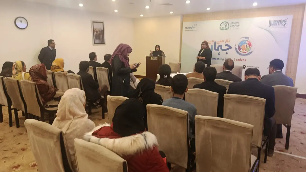 انسولین کی عدم دستیابی اور تاخیر سے تشخیص، پاکستان میں ٹائپ ون ذیابیطس کے نصف بچوں کی جان لے رہی ہے: ماہرین